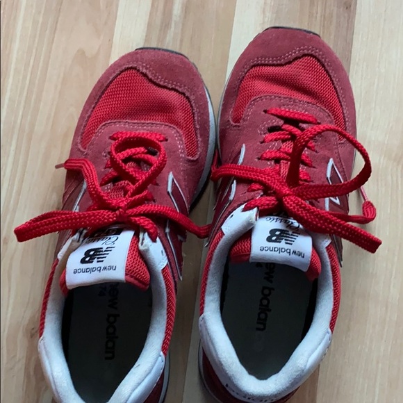 New Balance Red Sneakers 574 men’s size 7 - Picture 3 of 6